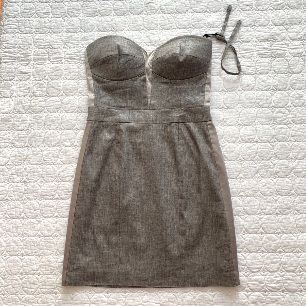 - BeBe dress
